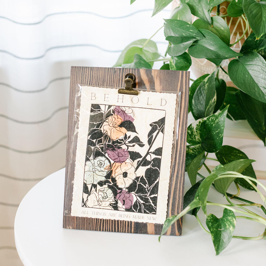 Spread Love Clipboard Sign