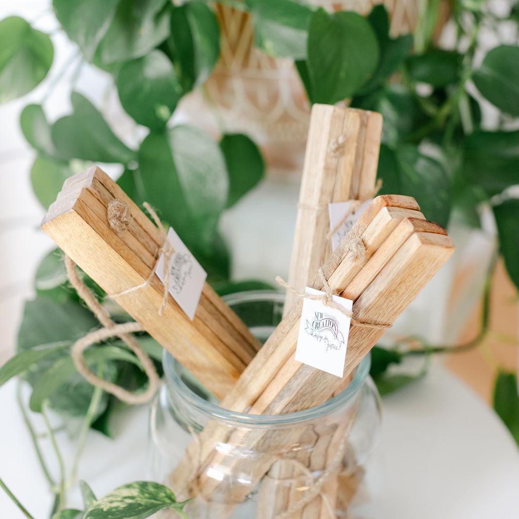 Magnetic Hanging Frame